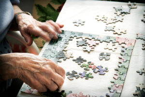 Lee más sobre el artículo Importa mantener la mente activa de las personas mayores