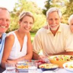 Un verano lleno de sabor y salud: menús nutritivos para personas mayores